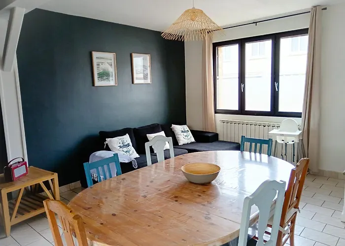 Holiday home L'echappee Belle *